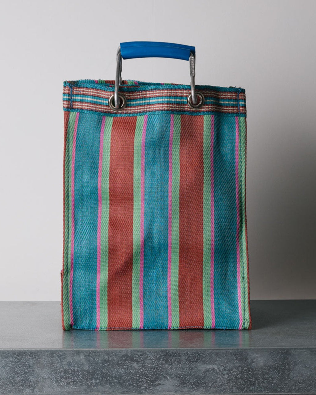 Puebco - Panier Haut - Rouge & Bleu
