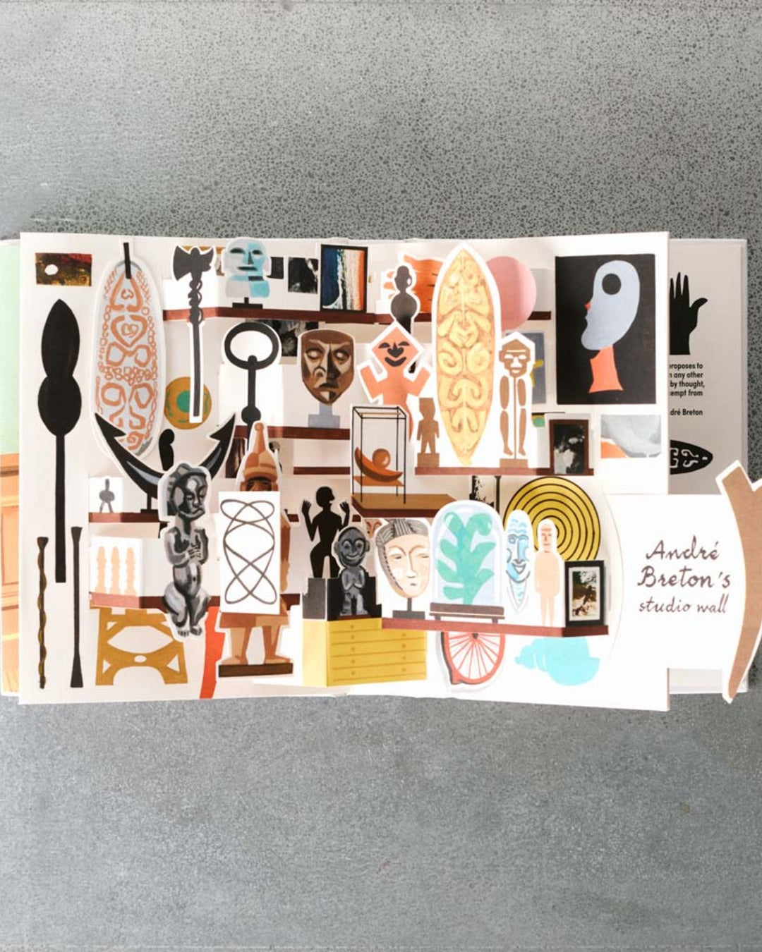 Thames & Hudson - Livre Pop-Up Surrealism