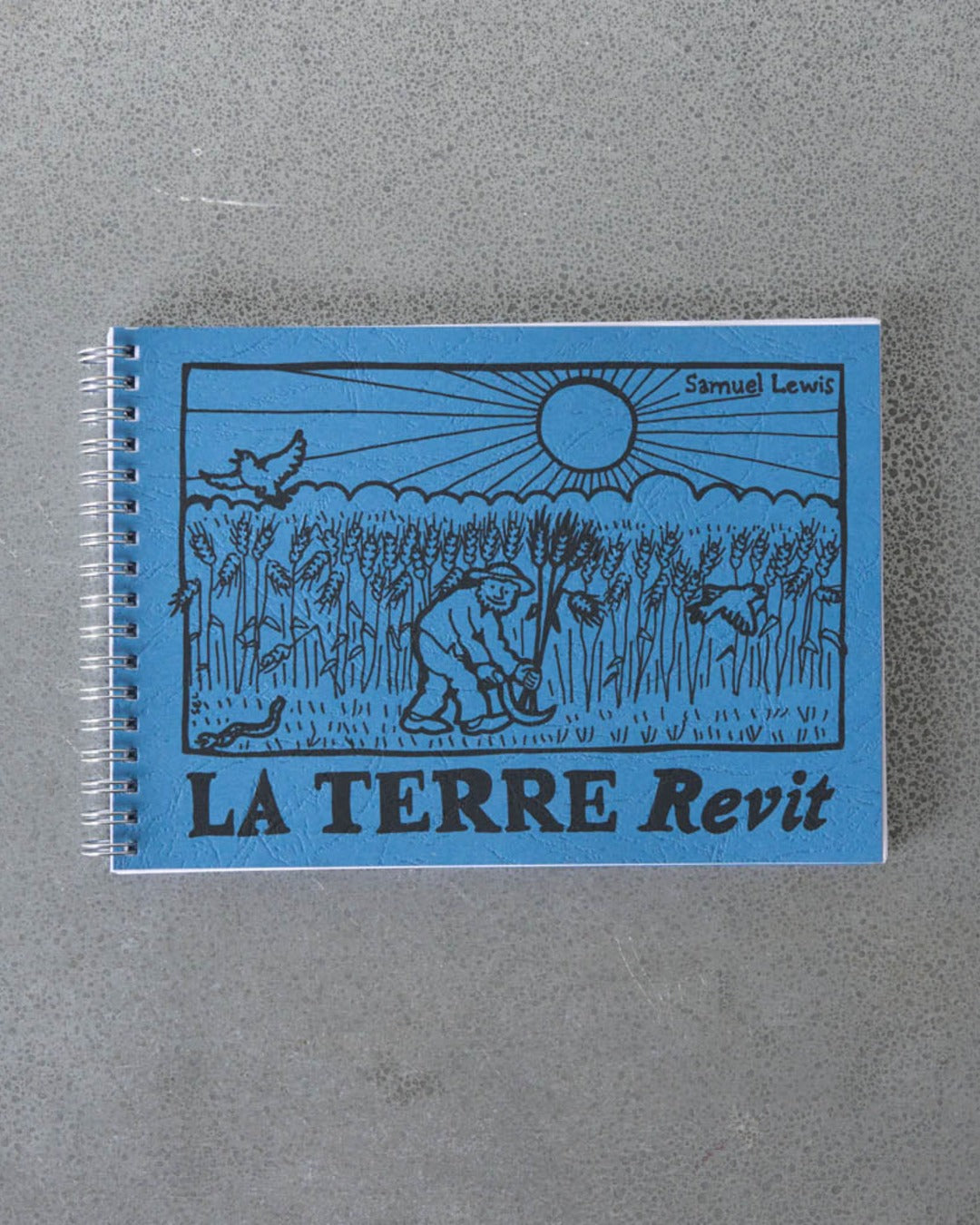 Hoe Farming - Book - La Terre Revit