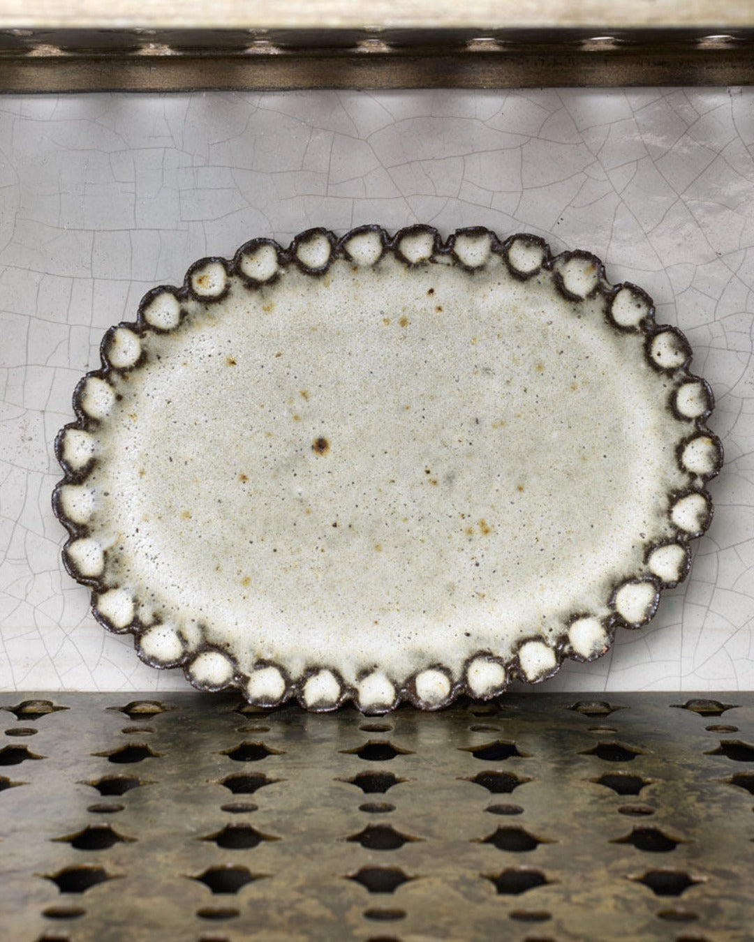 Potry - Oval stoneware dish - White