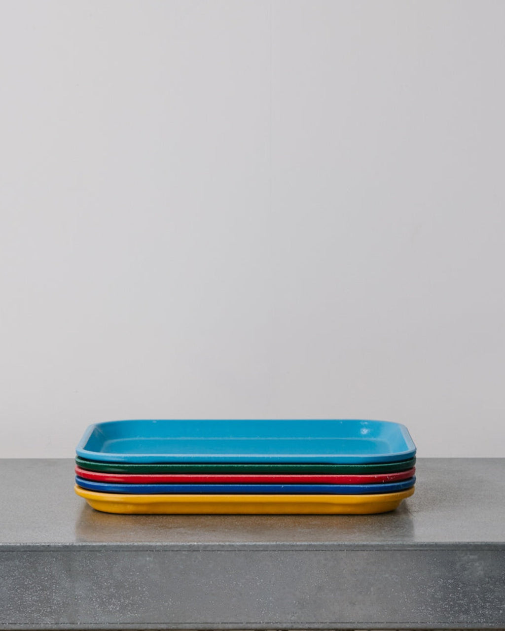Cambro - Fibreglass tray - Bright red