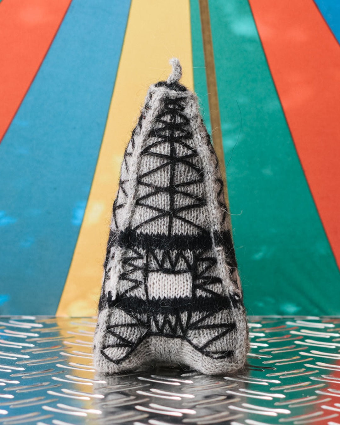 Merci - Peluche En Tricot Tour Eiffel