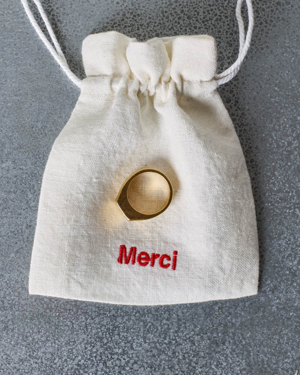 Merci - Chevalière Emma - Or