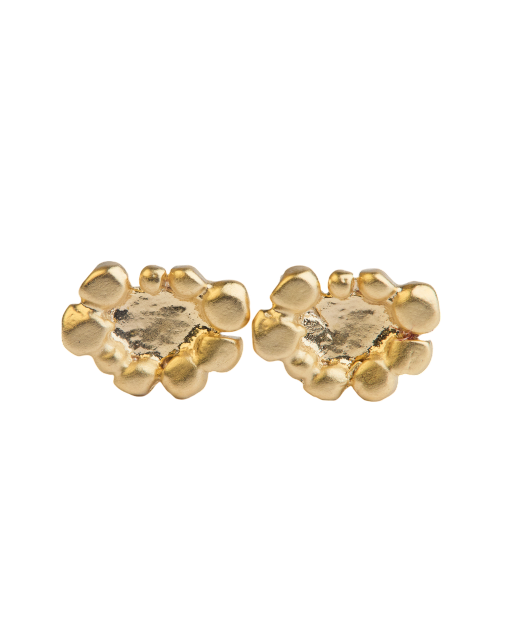Puces d'oreilles Merci Paris Amélie en laiton plaqué or jaune 16 carats avec un design organique texturé.