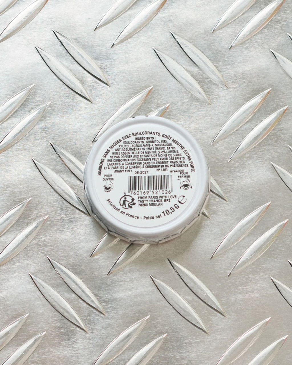 Sophie M - Boite De Bonbons À La Menthe From Paris - Blanc