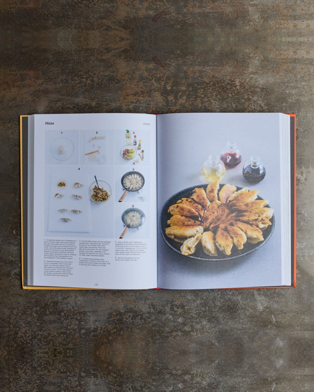 Hardie Grant - Book - The Illustrated Guide to Japanese Cuisine