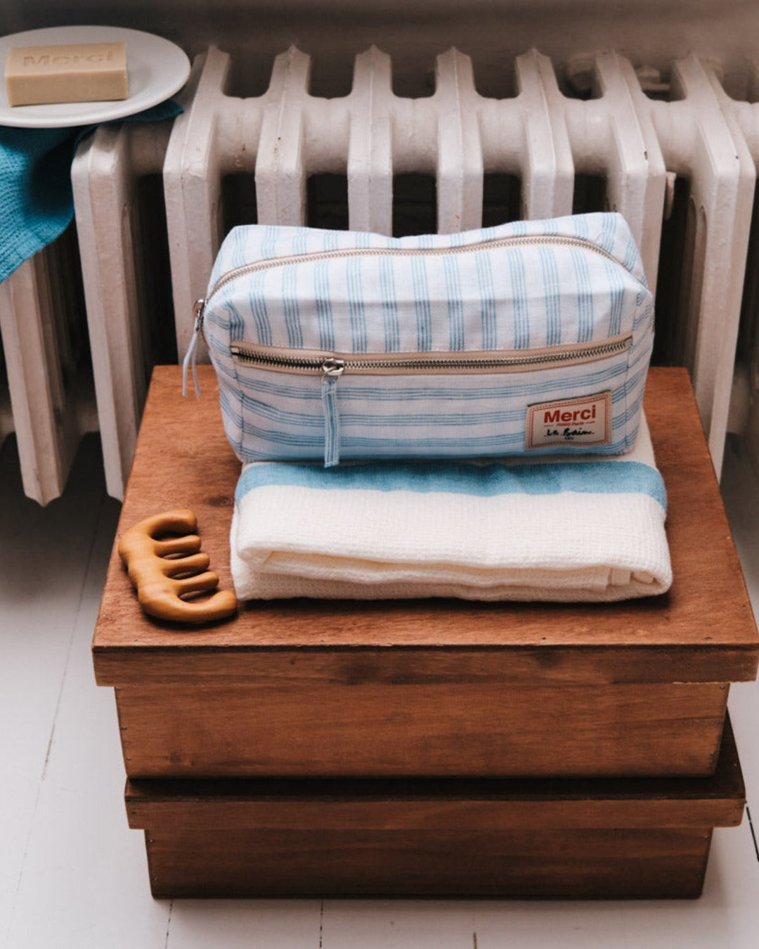 Merci - Trousse De Toilette - Rayures Pinceau Bleu Primaire
