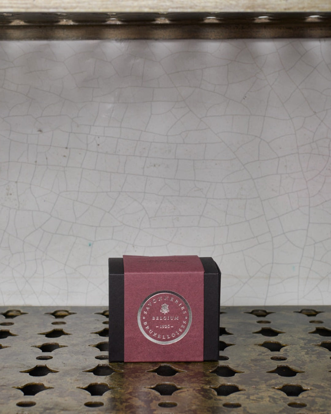 Savonneries Bruxelloises - Soap - Amaranth and Sweet Almond Oil