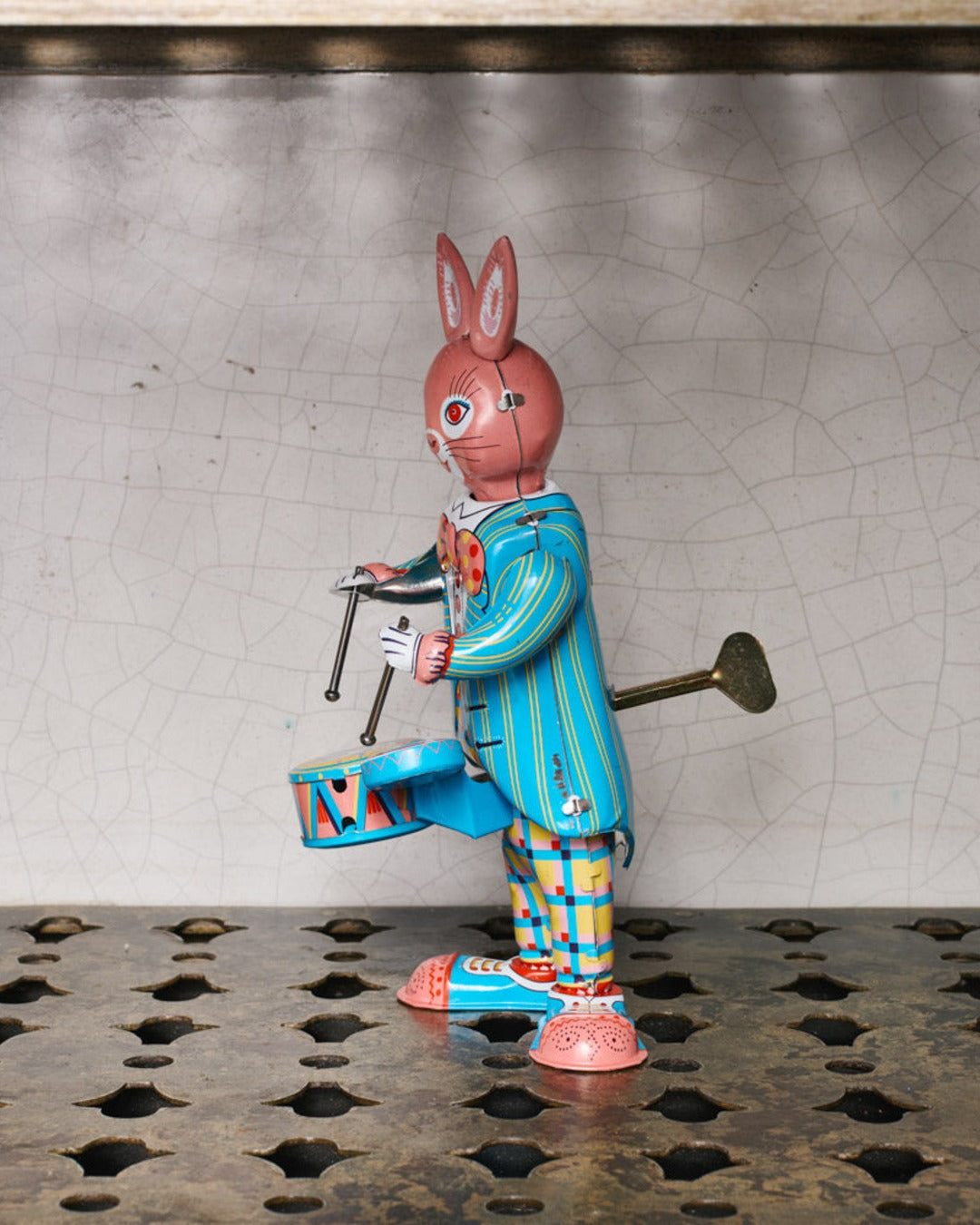 Die Blechfabrik - Toy - Rabbit with Drum