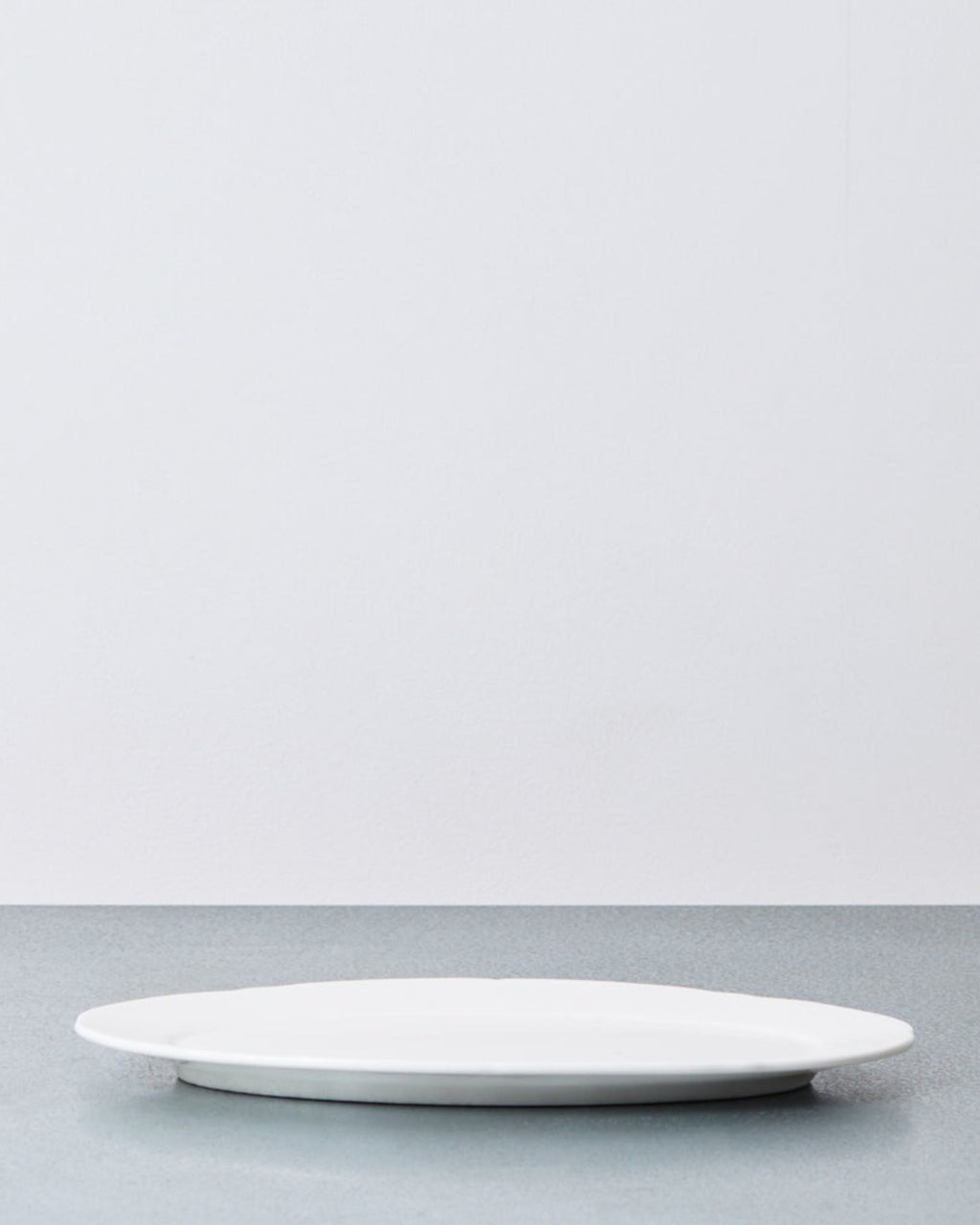 Serax - Assiette Plate Ovale - Silhouette