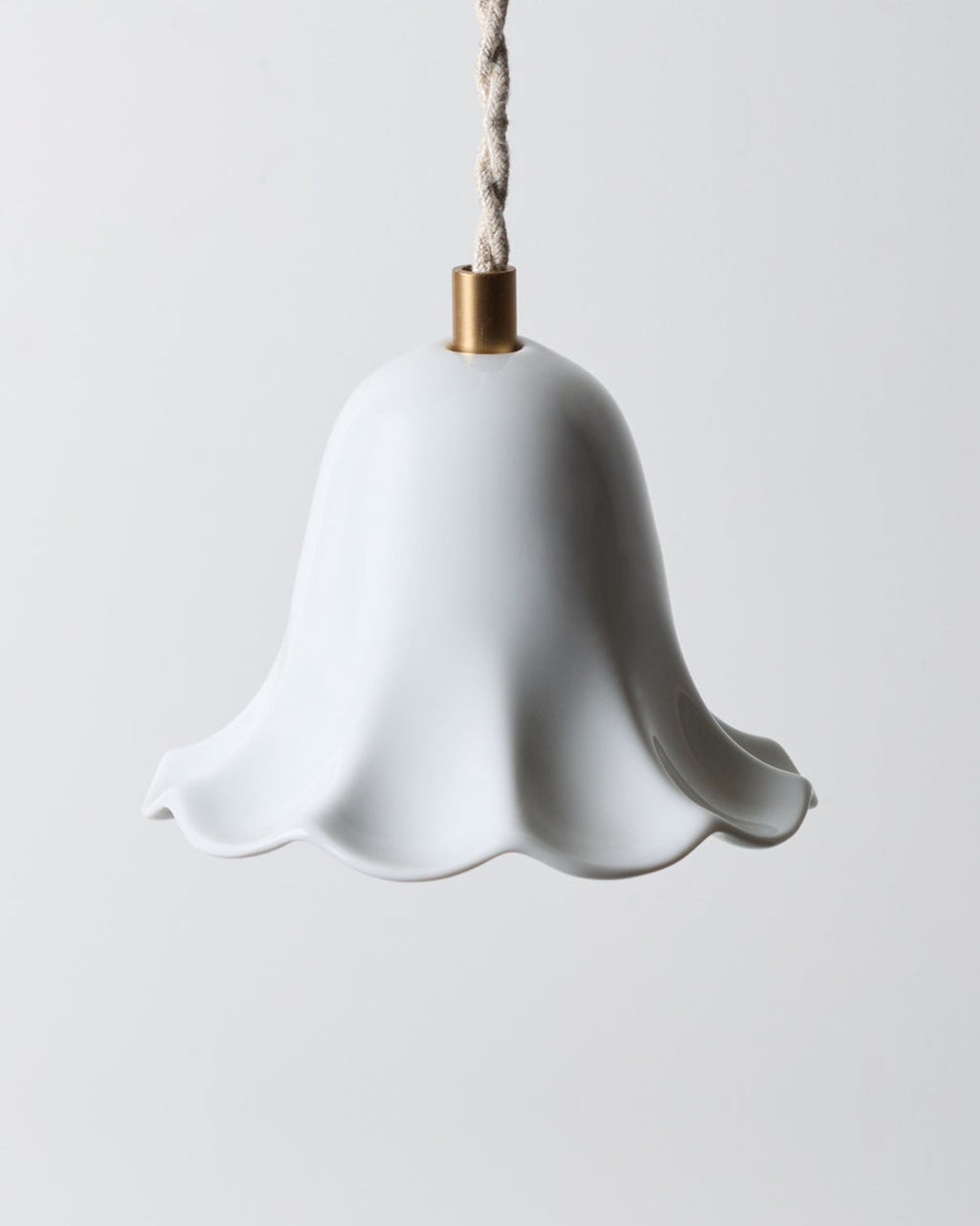 Enamoura - Pendant Light - Lili