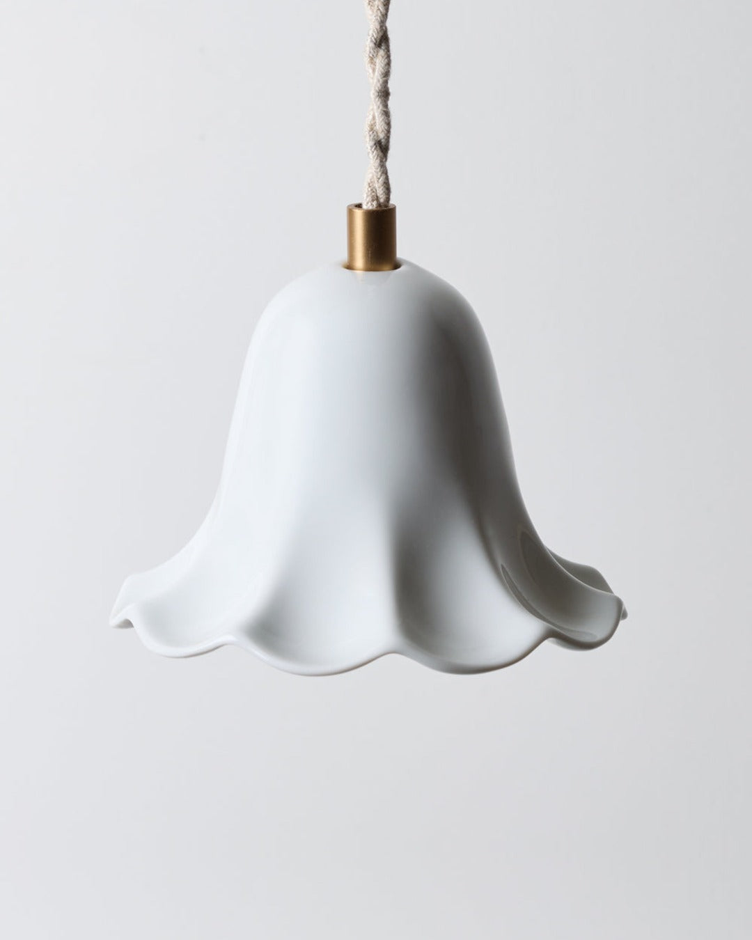 Enamoura - Pendant Light - Lili