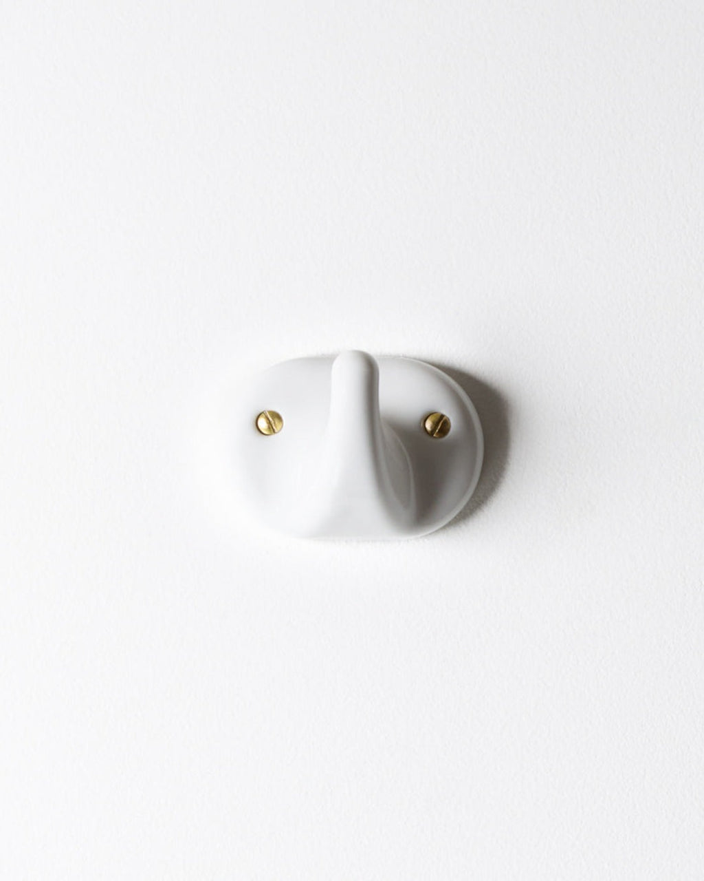Zangra - Porcelain Hook - White