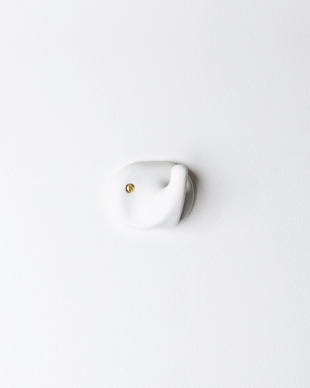Zangra - Porcelain Hook - White