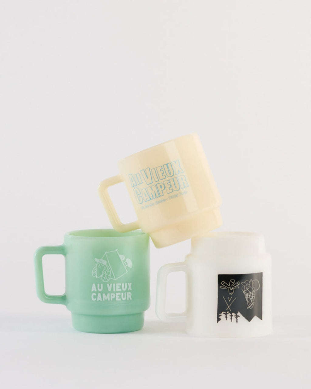 Au Vieux Campeur - Congés Payés - Mug Feu De Camp