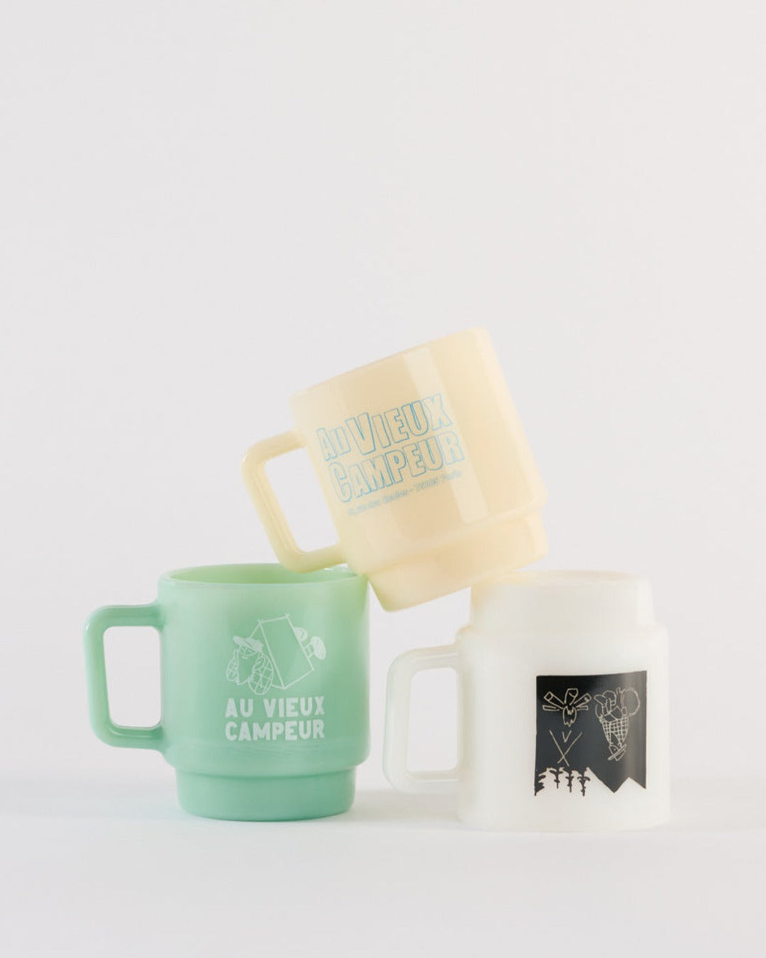 Au Vieux Campeur - Congés Payés - Mug Feu De Camp