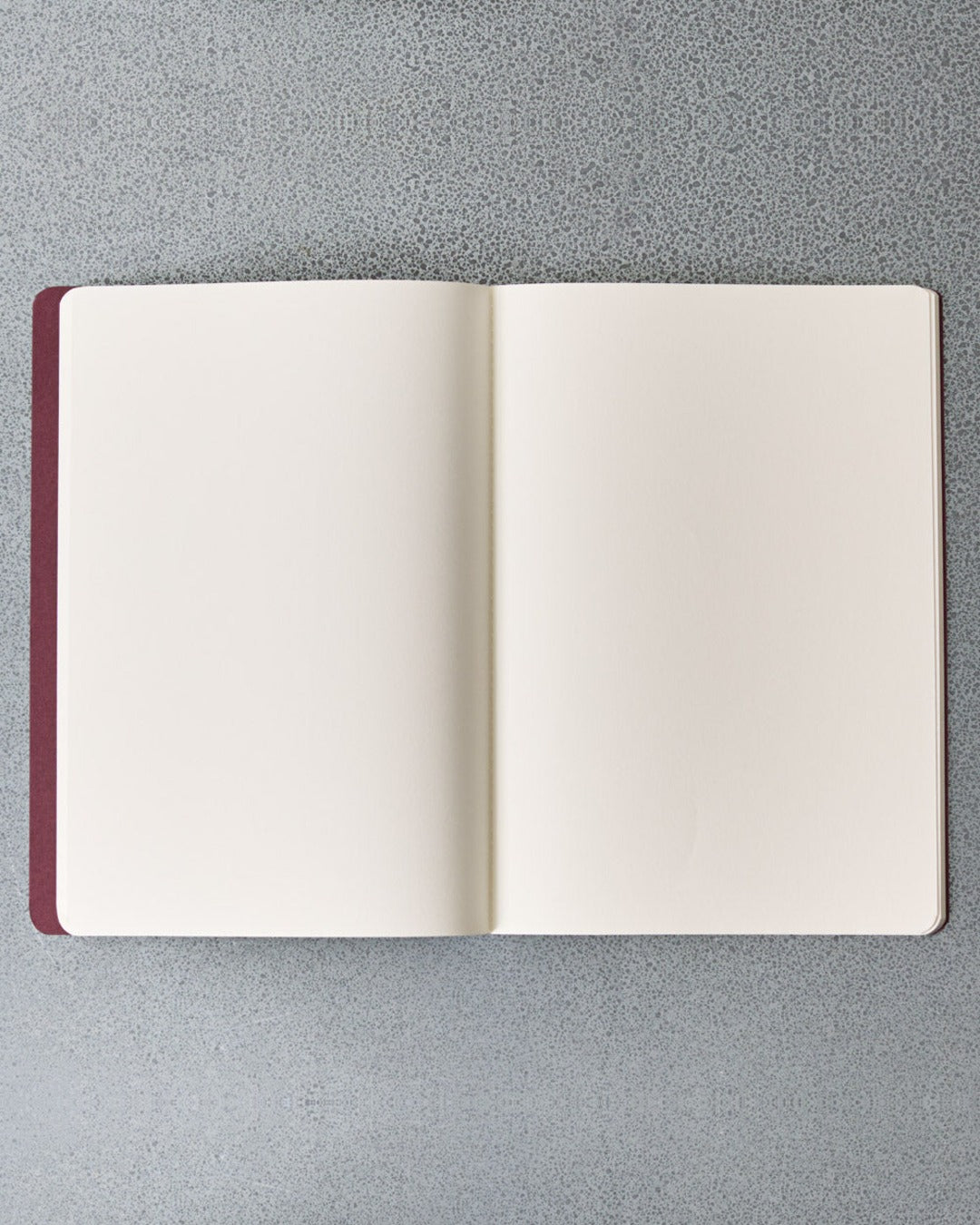 Apartamento - Fig Mauve Notebook