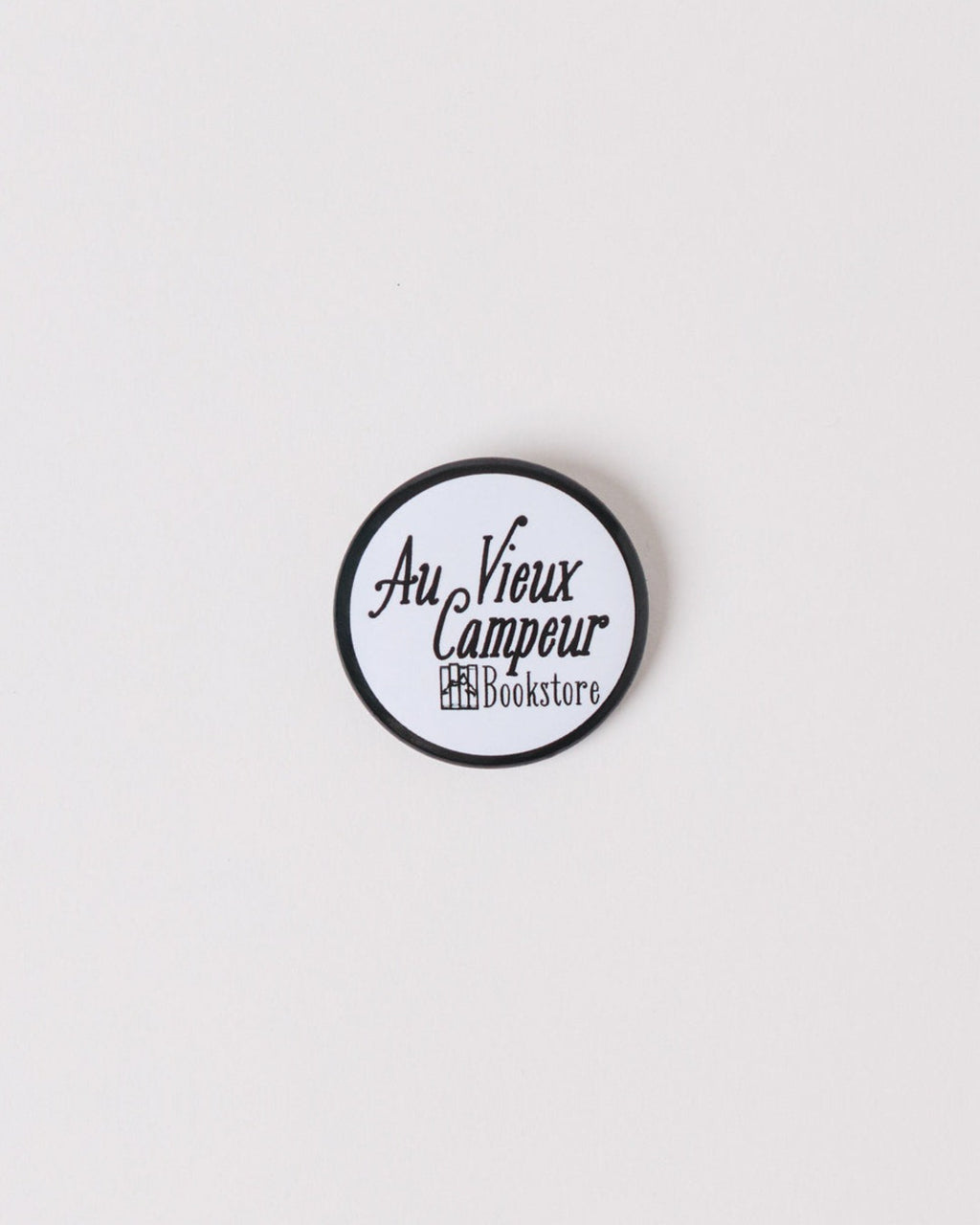 Au Vieux Campeur - Congés Payés - Badge Bookstore Au Vieux