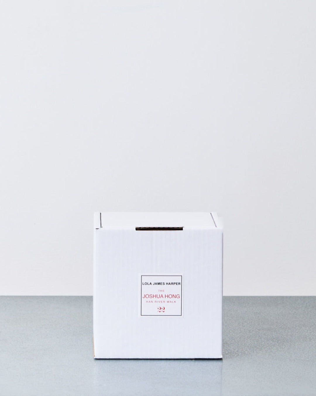 Lola James Harper - Joshua Hong Candle - 190g