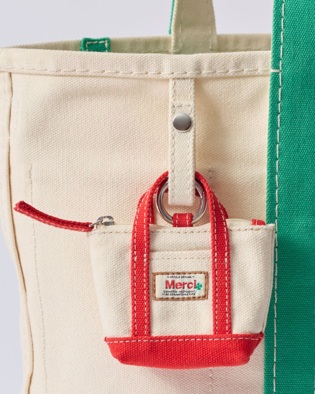 Merci - Candide Charm Coin Purse - Ecru & Red