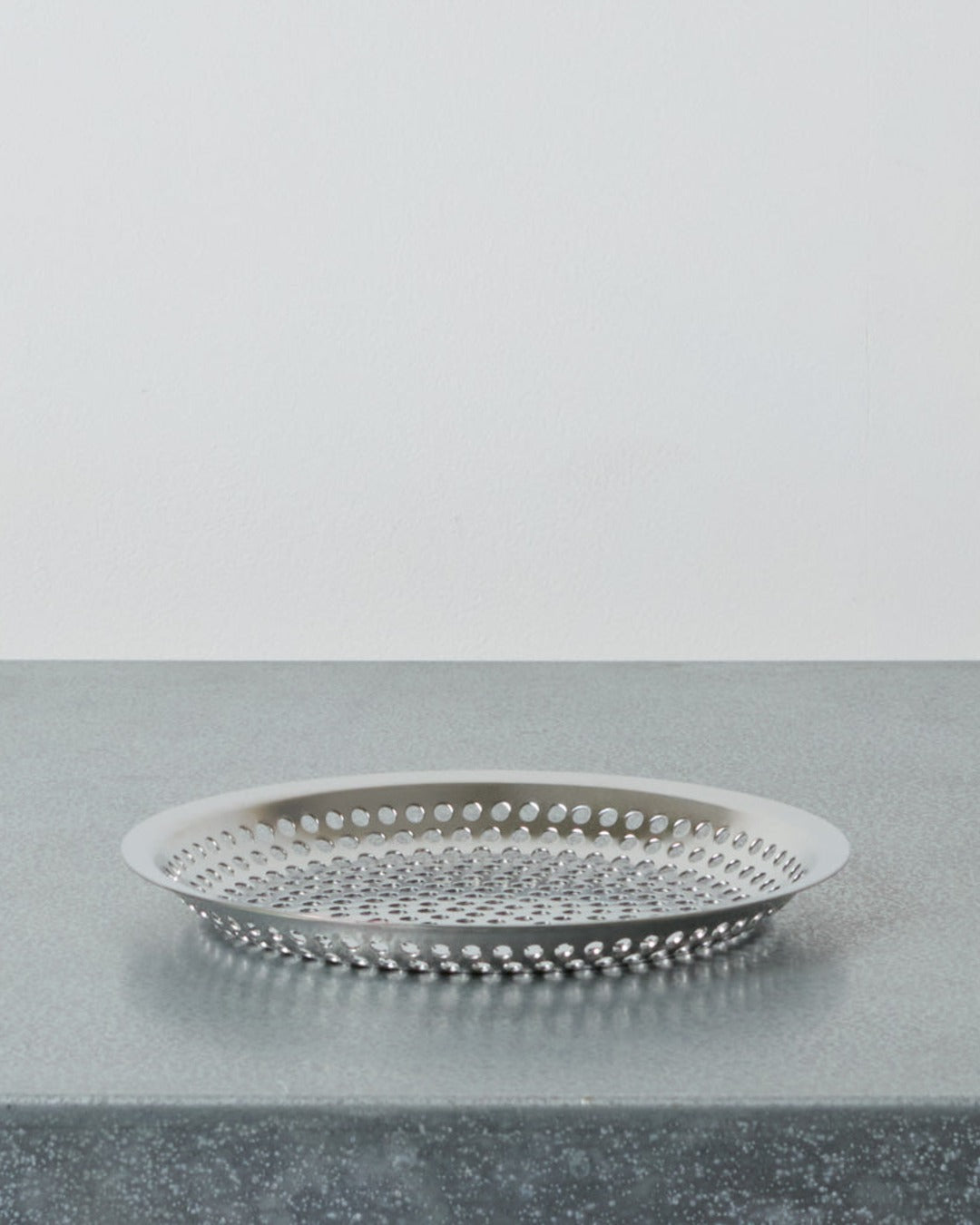 Conte - Flat colander - Makanai