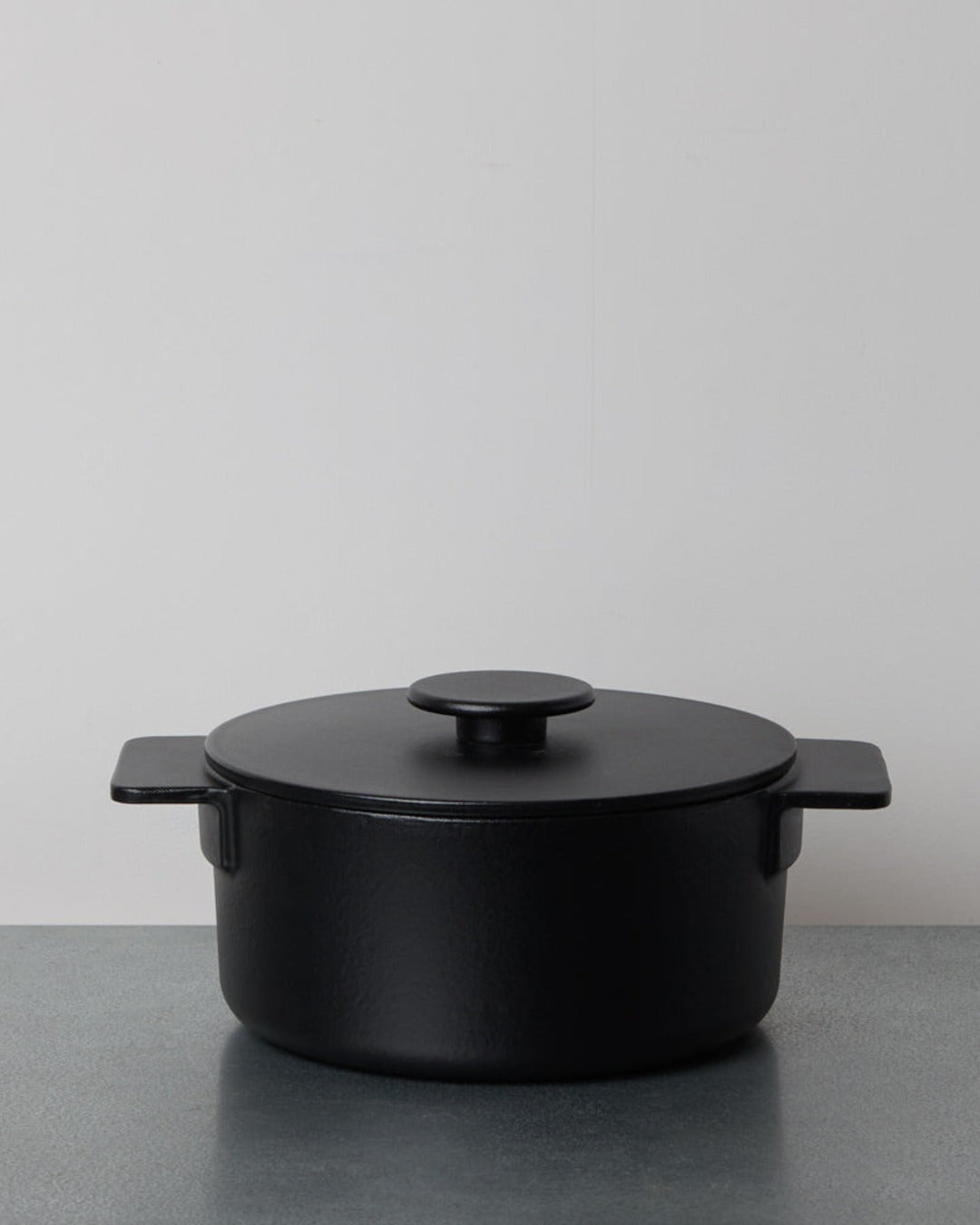 Serax - Surface Cast Iron Pot - Black