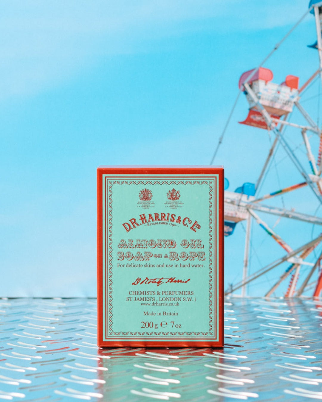 D. R. Harris And Co. - Savon Sur Corde Huile D'Amande Douce