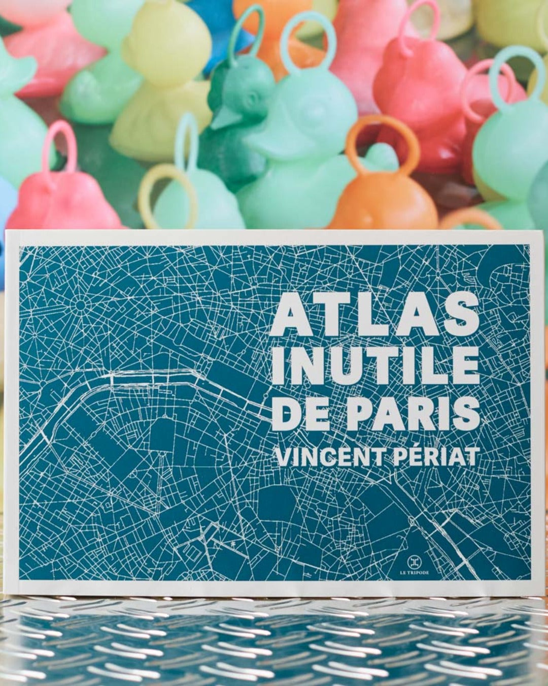 Le Tripode - Livre Atlas Inutile De Paris
