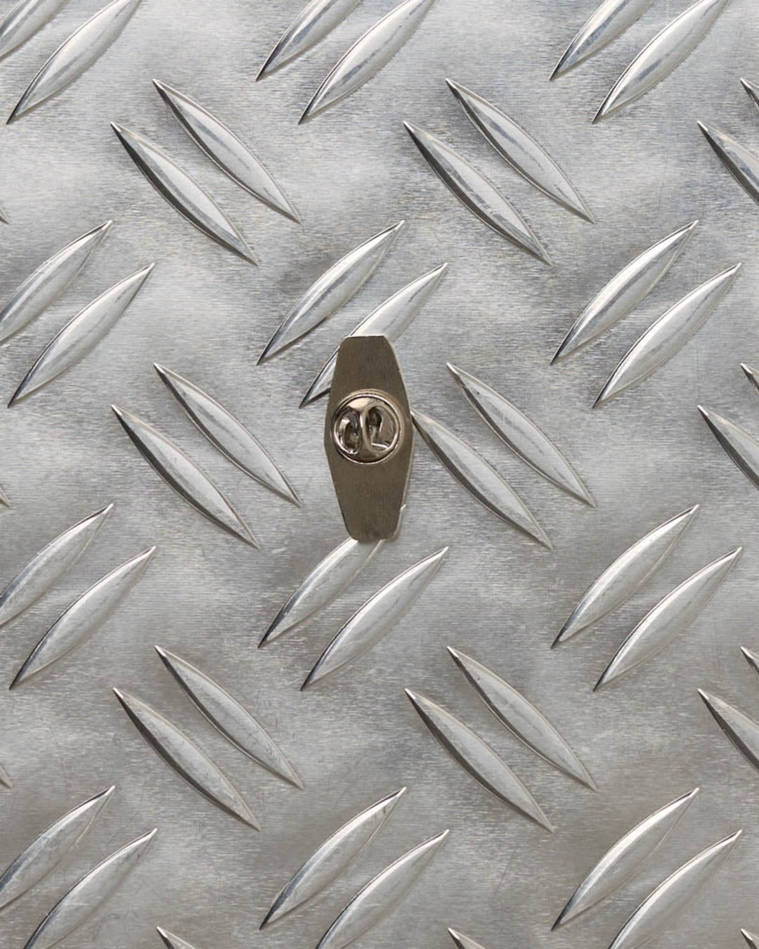 Merci x Shia Mcshia - Pins Tabac