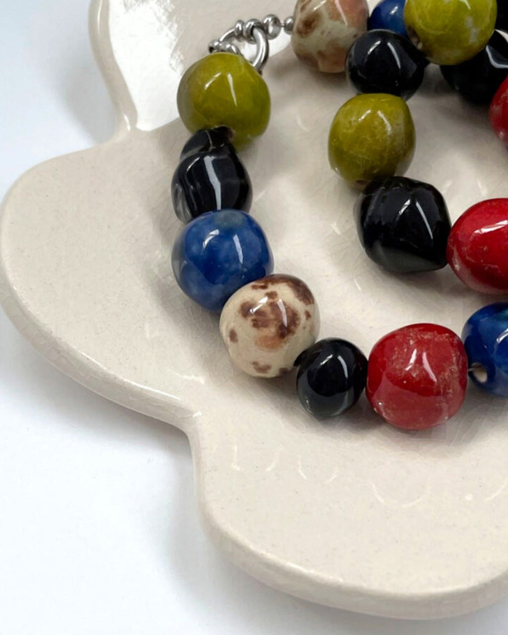 Blanca Olmos Studio - Daisy jewelry dish - White