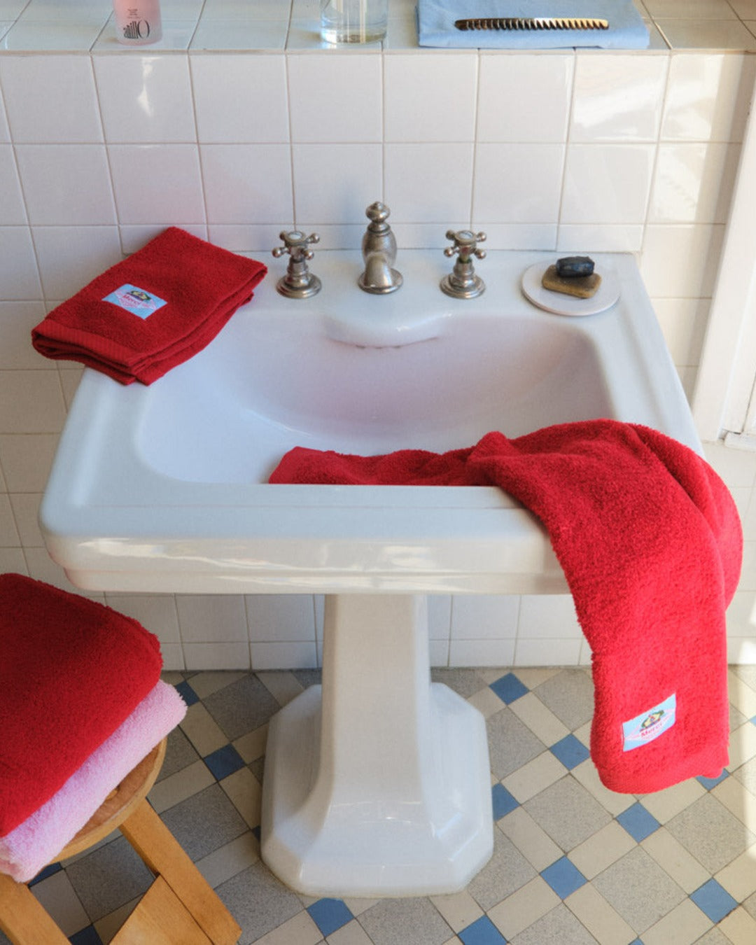 Merci - Serviette De Bain En Éponge - Rouge Soir