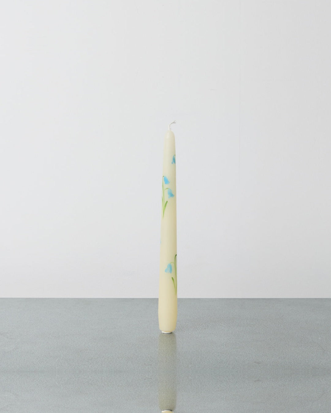 Introna - Bougie Conique Fleurs Bleues