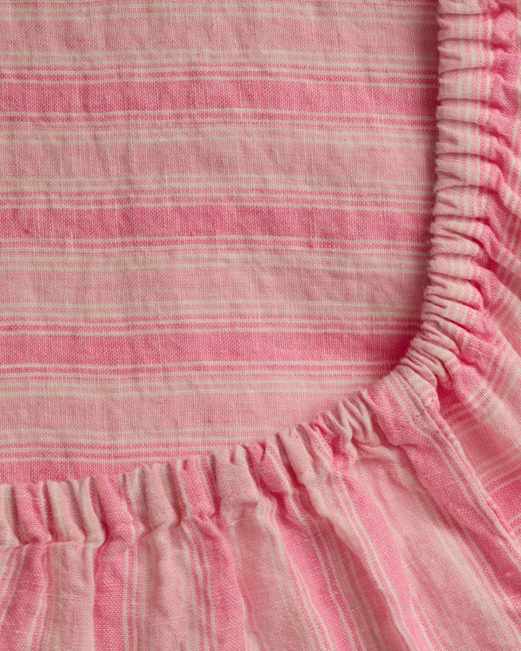 Merci - Washed linen fitted sheet - Pink Weft Stripes