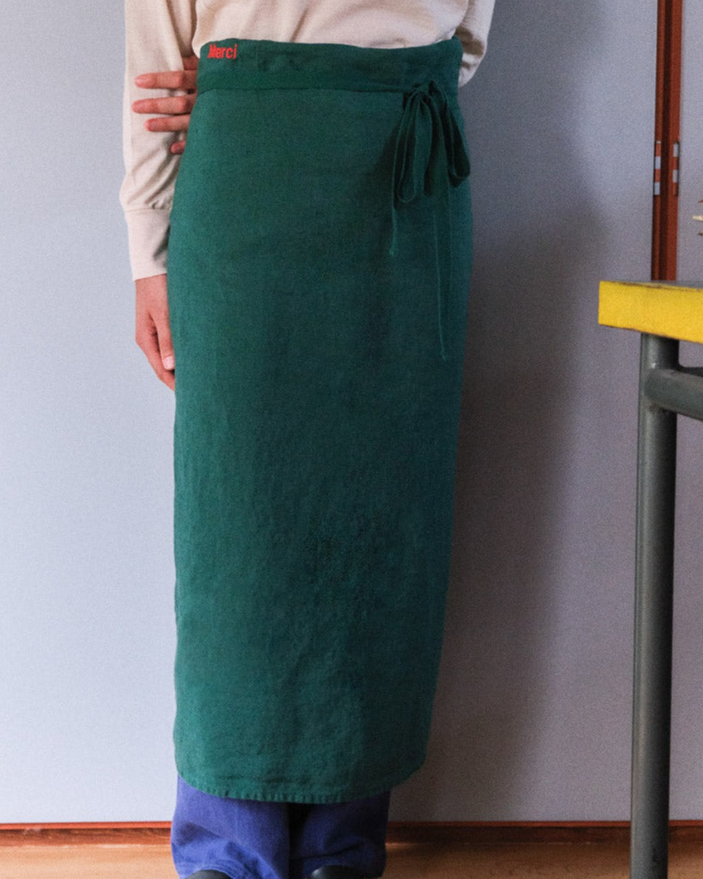 Merci - Washed linen apron - Sequoia Green