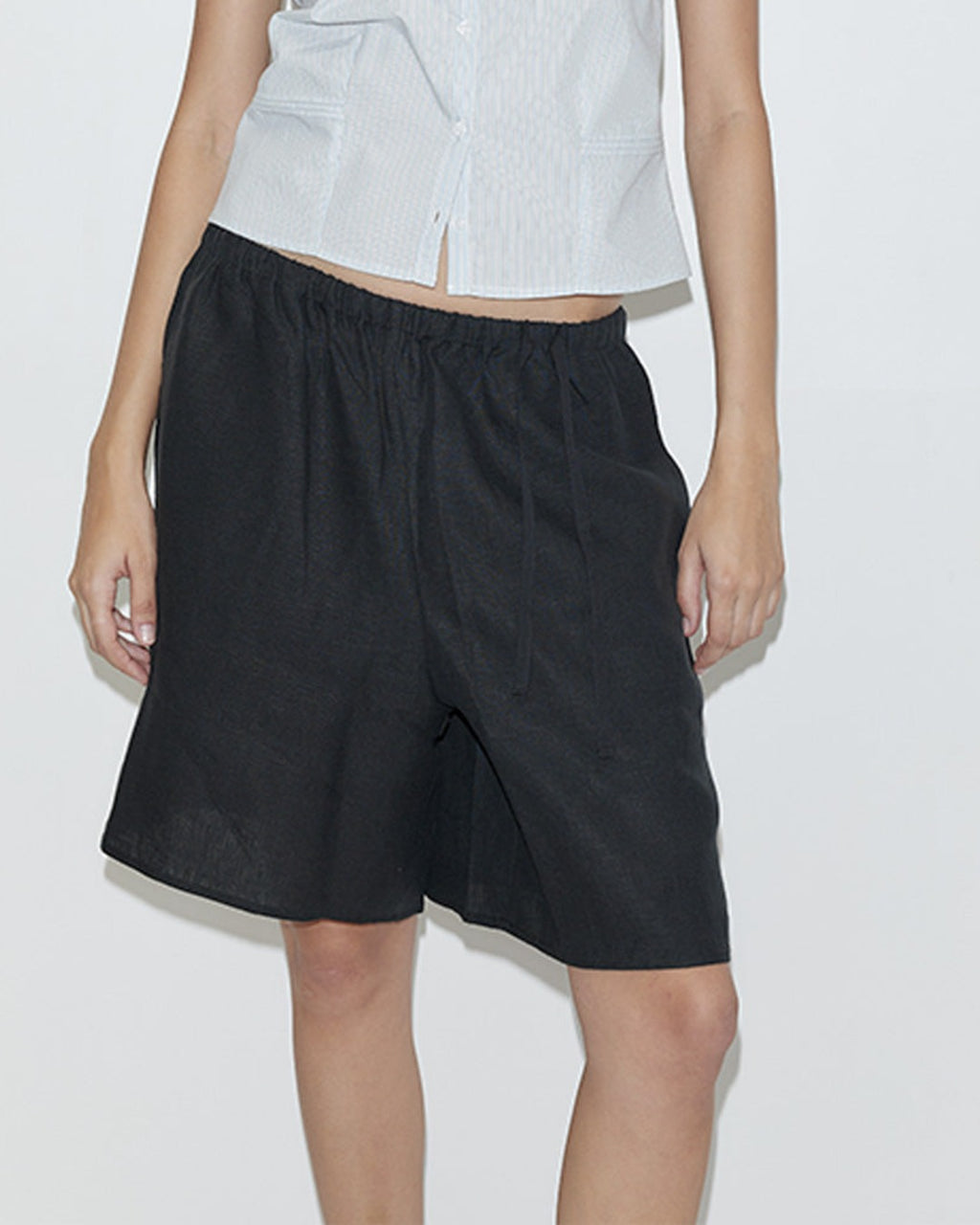 Deiji Studio - Half Shorts - Black