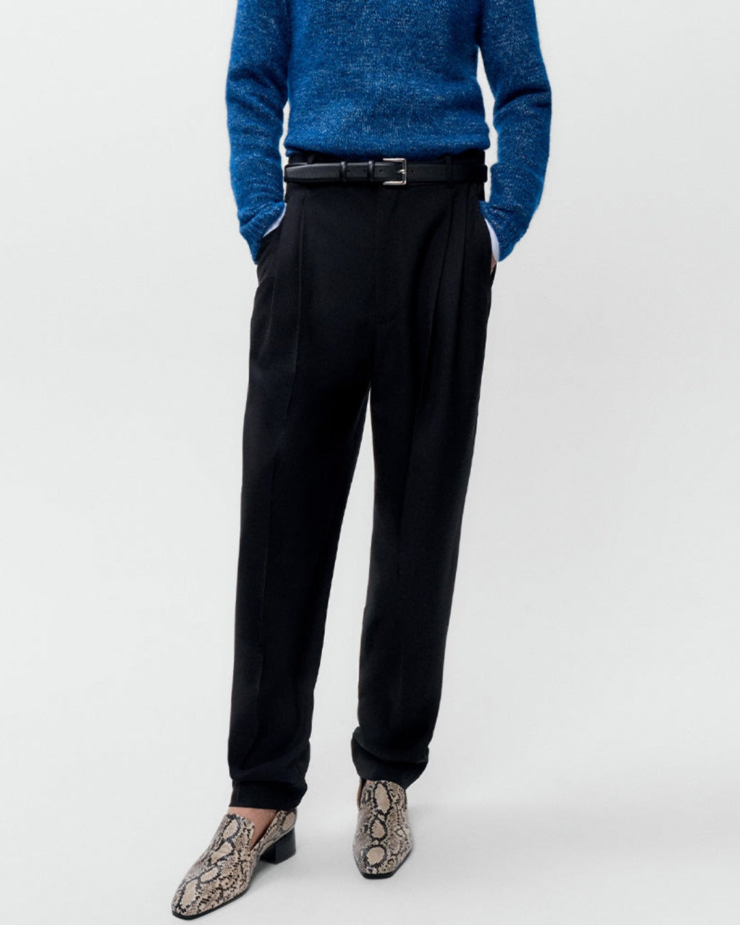 Cordera - Carrot pants - Black