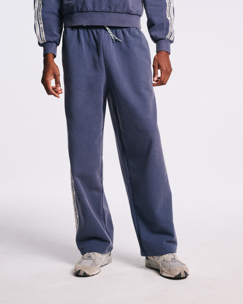 Au Vieux Campeur - Paid Leave - Theo Pants - Navy