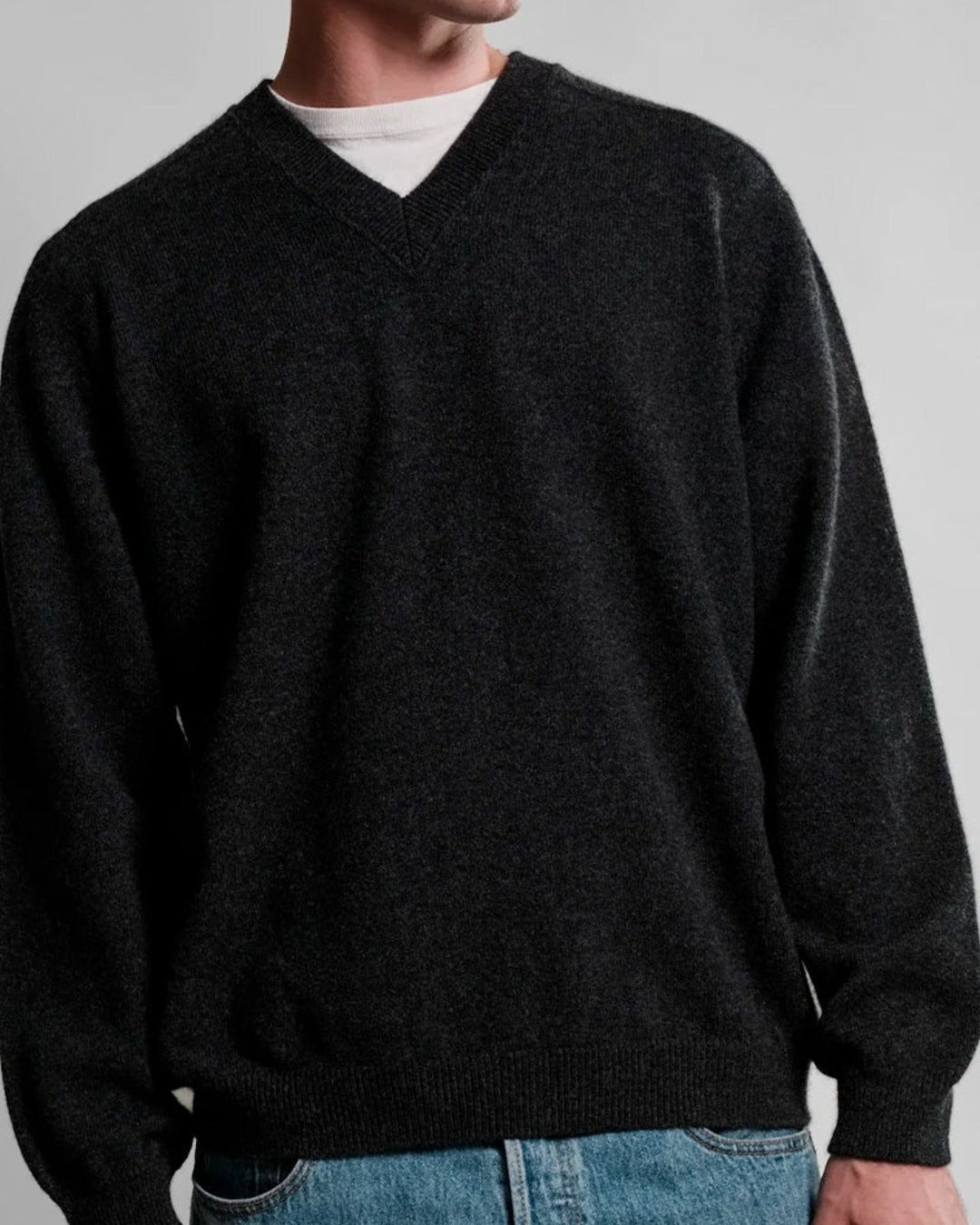 Nitto Knitwear - Pull Armen Col V - Charcoal