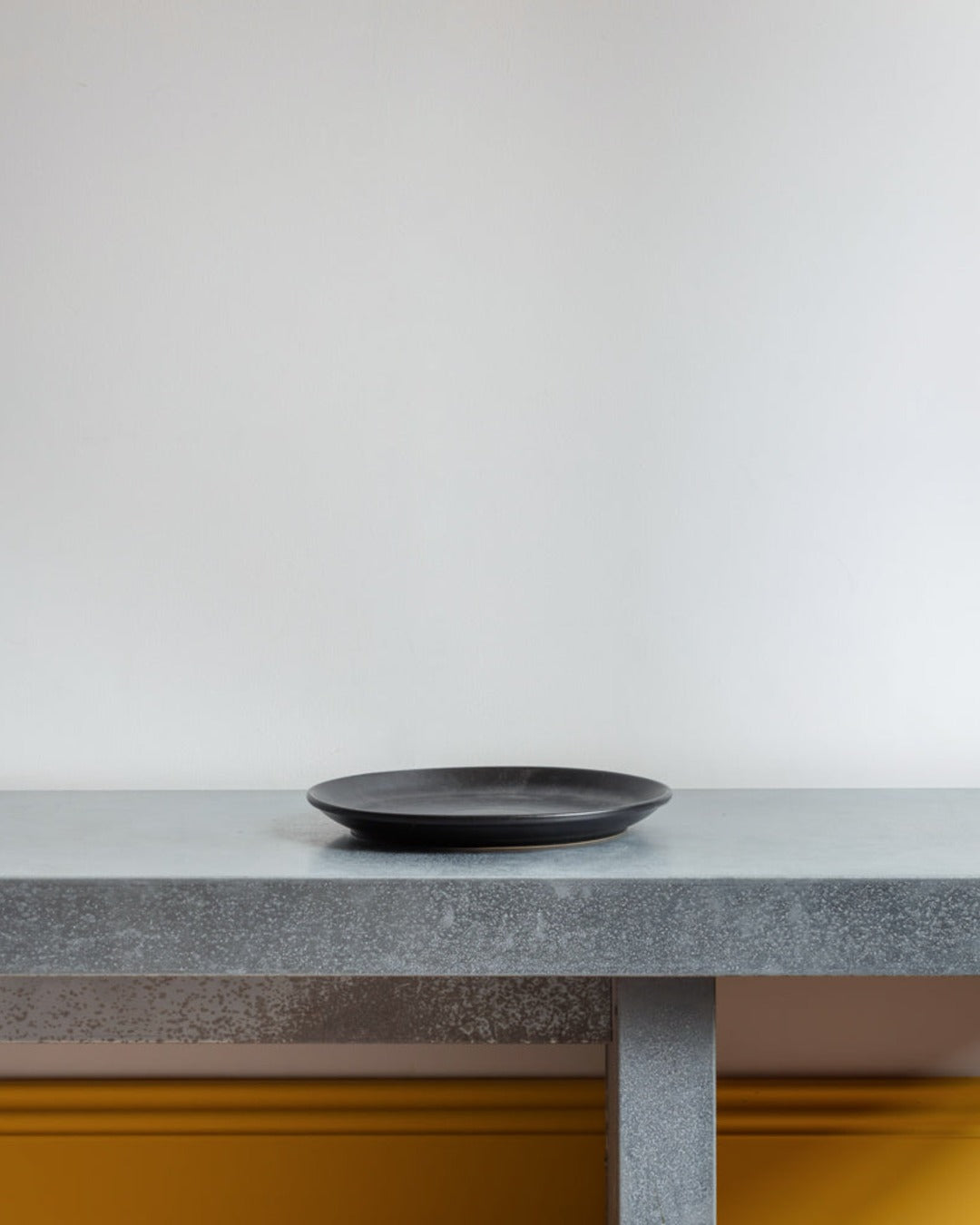 Merci - Stoneware Dinner Plate - Liquorice