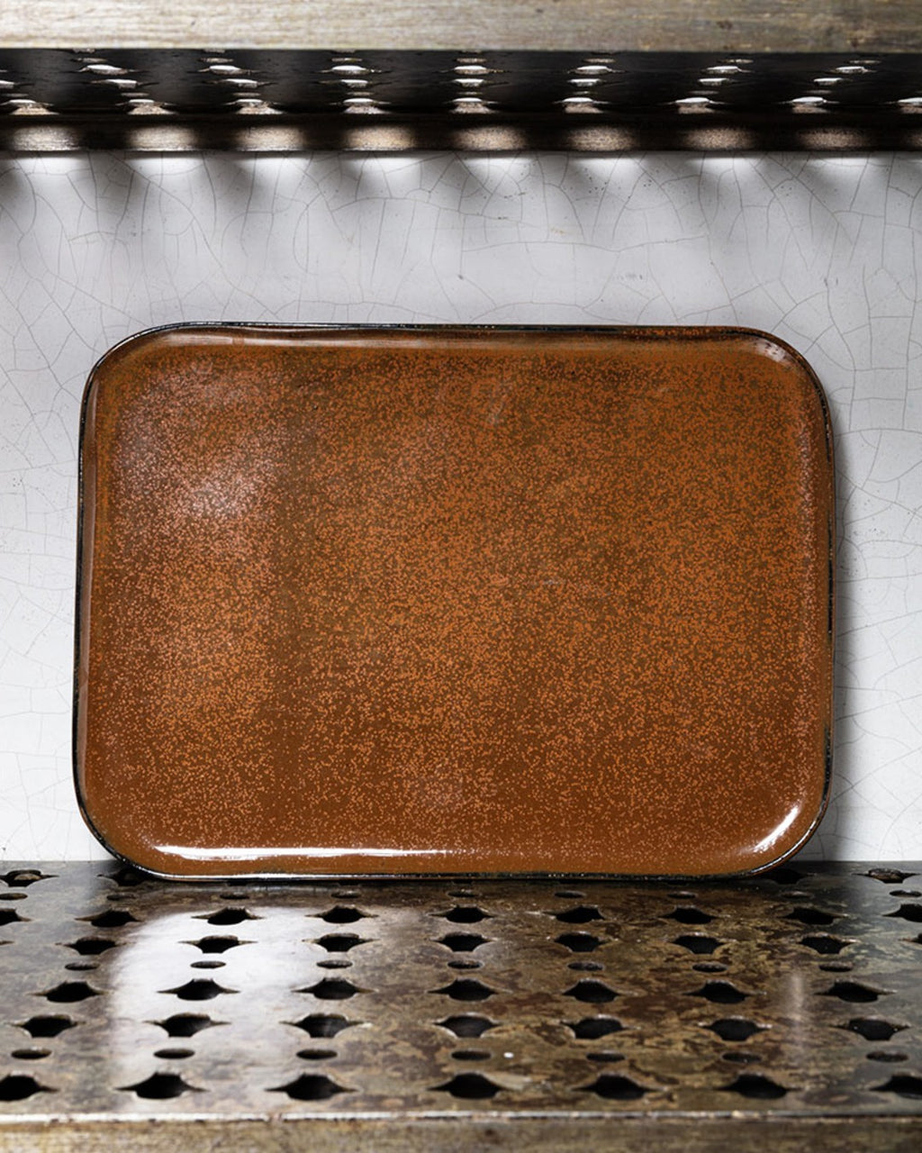 Merci x Serax - Stoneware flat plate n°1 - Ochre