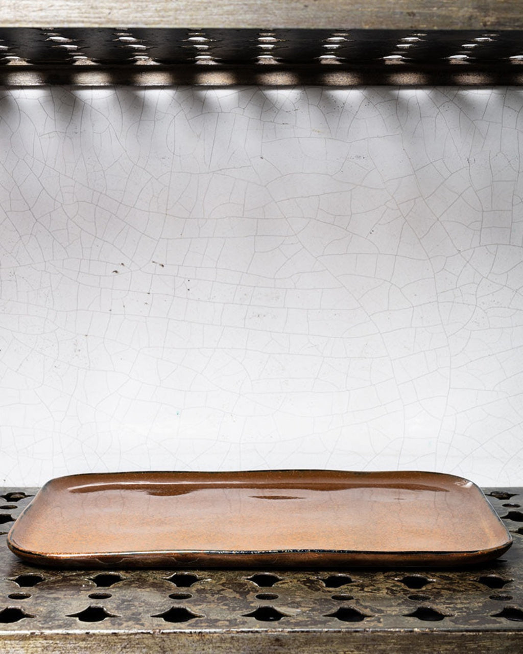 Merci x Serax - Stoneware flat plate n°1 - Ochre
