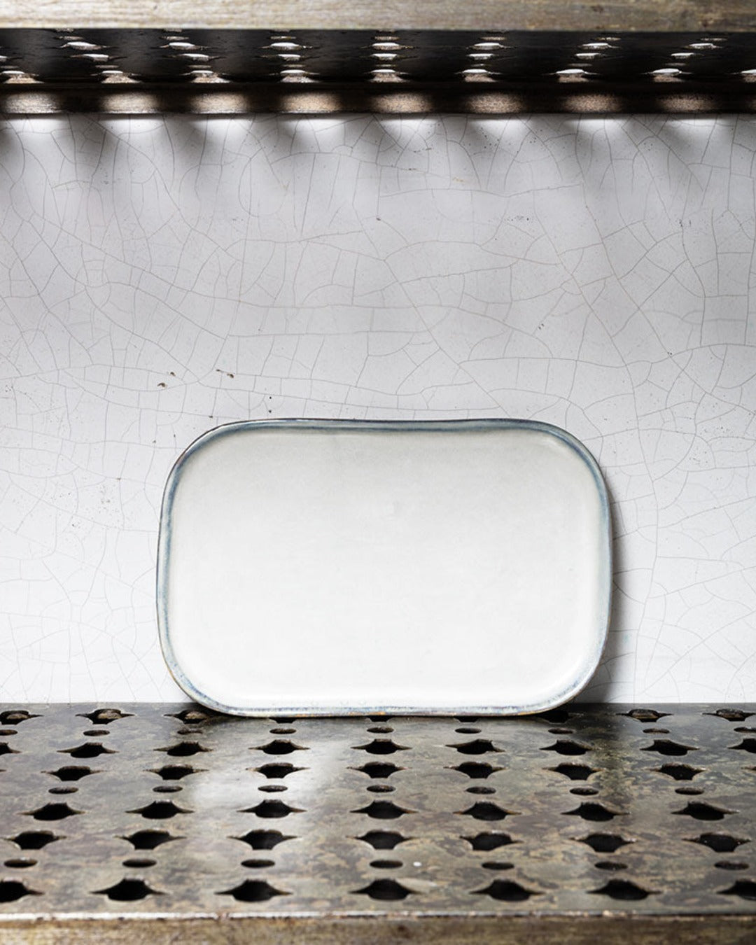 Merci x Serax - Stoneware flat plate n°2 - Mastic