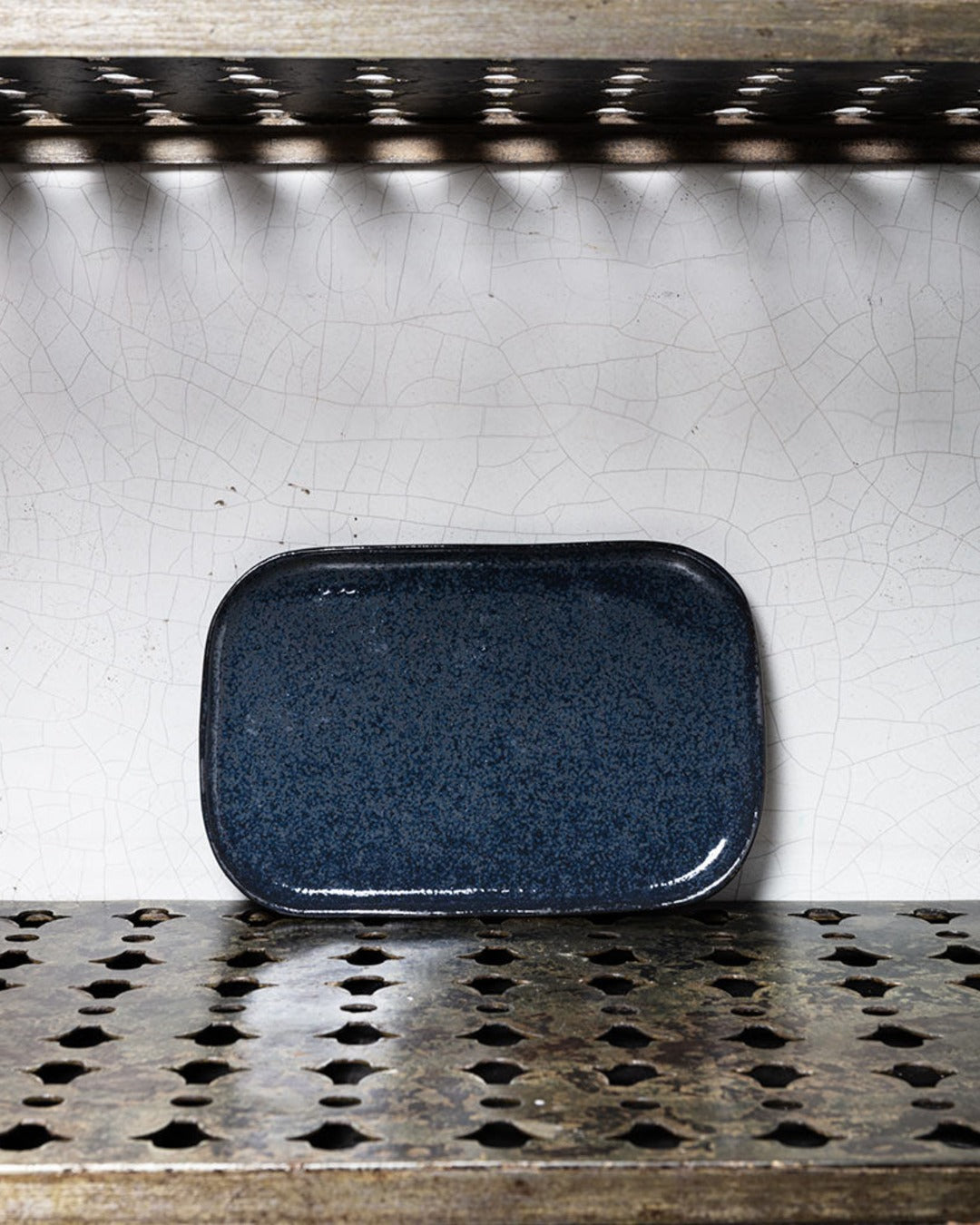 Merci x Serax - Stoneware flat plate n°2 - Storm