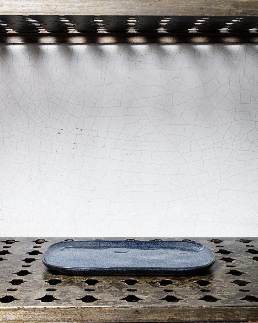 Merci x Serax - Stoneware flat plate n°2 - Storm