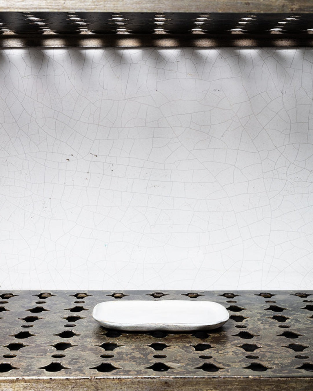 Merci x Serax - Stoneware flat plate n°3 - Mastic