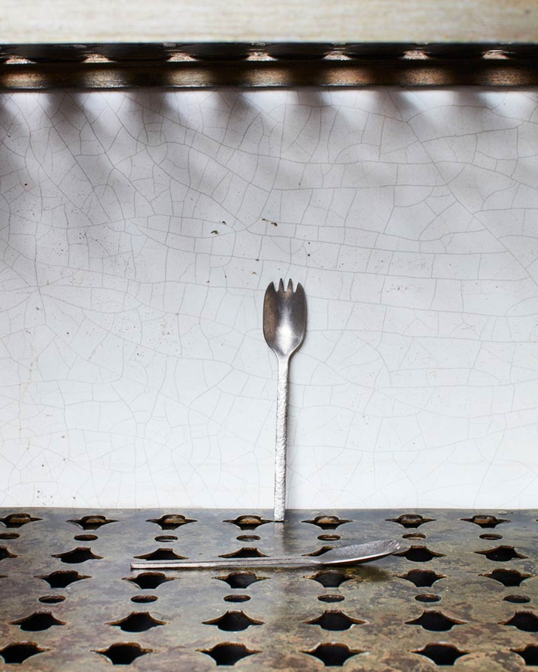 Serax - Fourchette Apéro En Métal Martelé Stonewash La Nouvelle Table