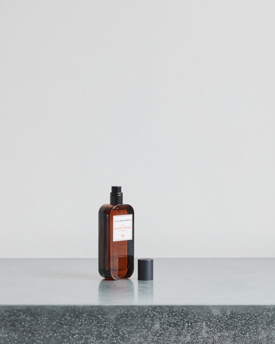 Lola James Harper - The woody office of Daddy room spray - 50 ml