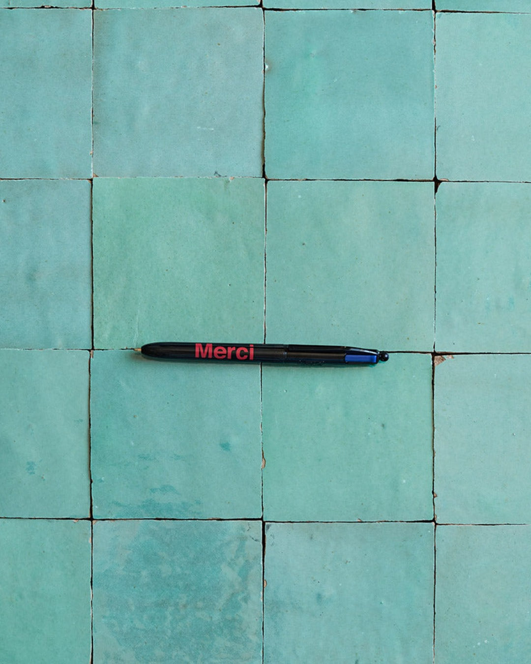 Merci - 4-color pen - Black