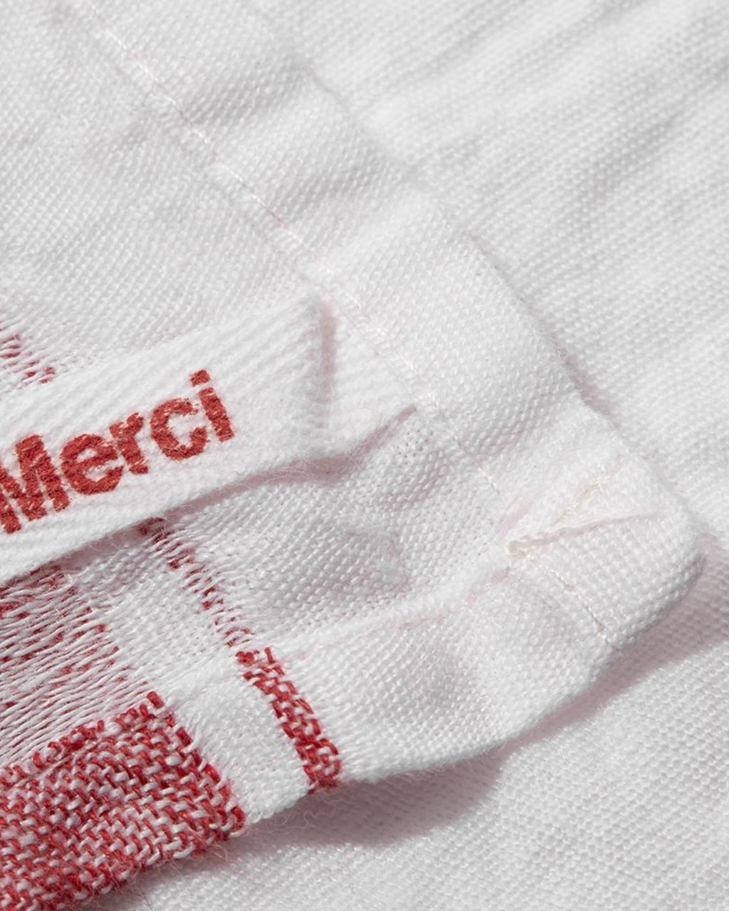 Merci - Washed linen tea towel - White and red