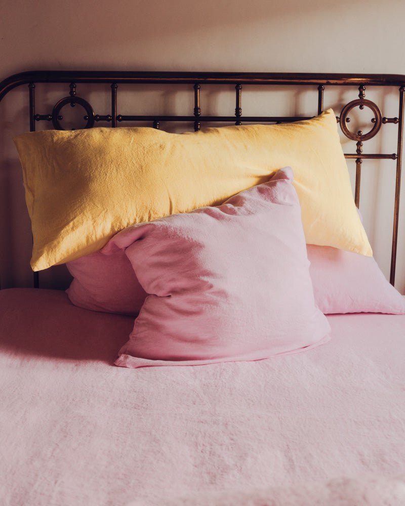 Merci - Rectangular cushion in washed linen - Lemonade Yellow